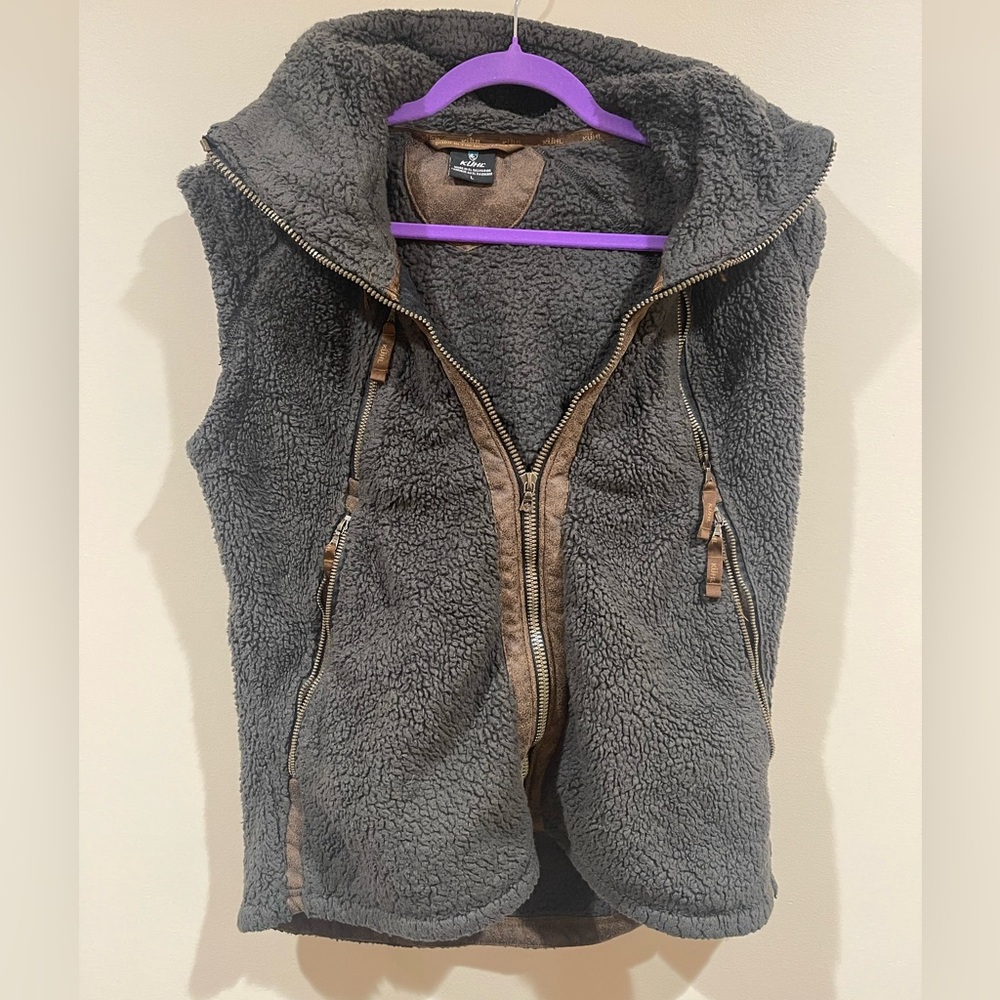 Kuhl Womens Flight Vest Color Breen